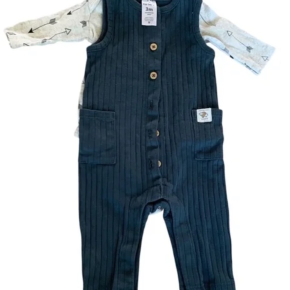 Baby Boy Clothing Bundle – Mixed Brands (Size 0-3Months) [💥BUNDLE 9 items] - Picture 4 of 11